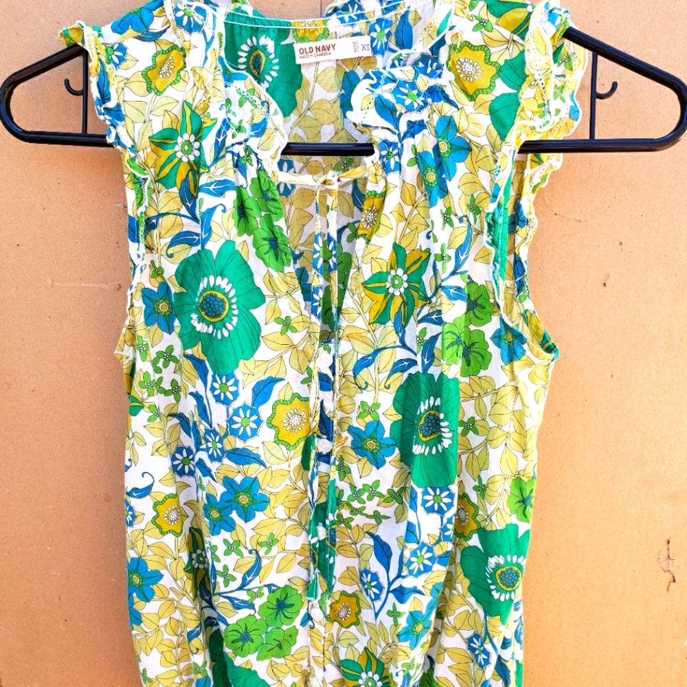Women's Summer Top, Sheer. Size XS